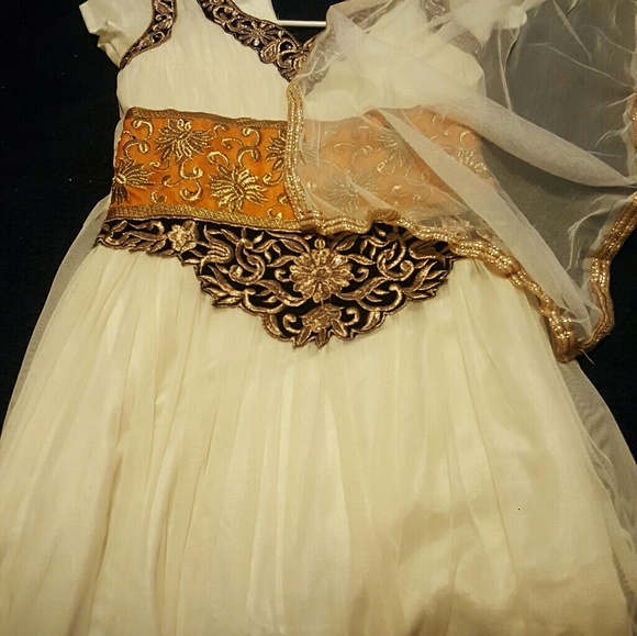 BOGO Half off! Anarkali with dupatta sz 32 - Picture 5 of 6